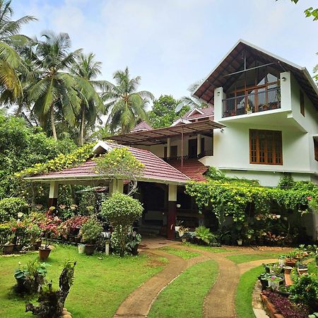 Maleyam Homestay Riverside Kozhikode Εξωτερικό φωτογραφία