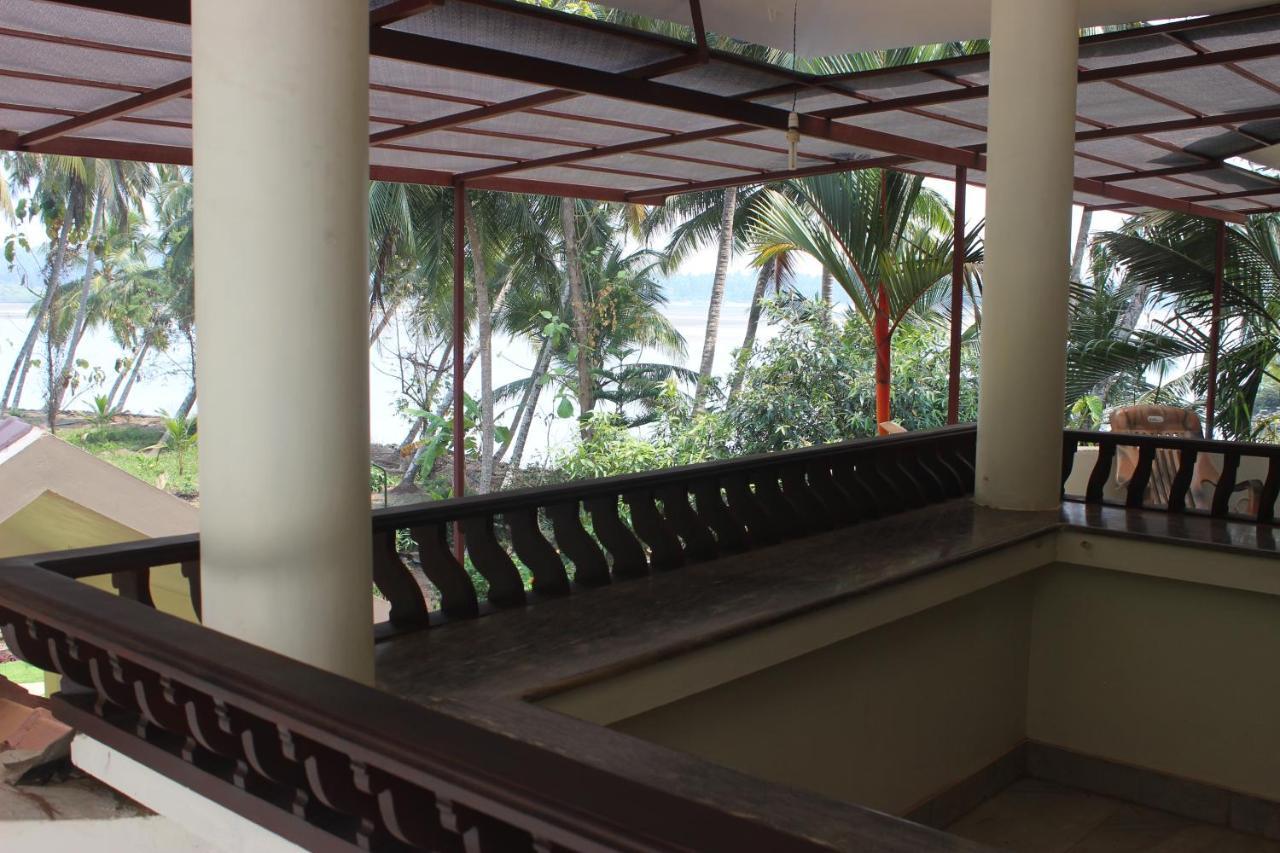 Maleyam Homestay Riverside Kozhikode Εξωτερικό φωτογραφία