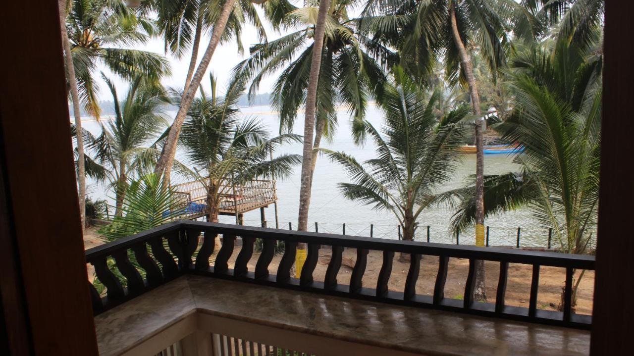 Maleyam Homestay Riverside Kozhikode Εξωτερικό φωτογραφία
